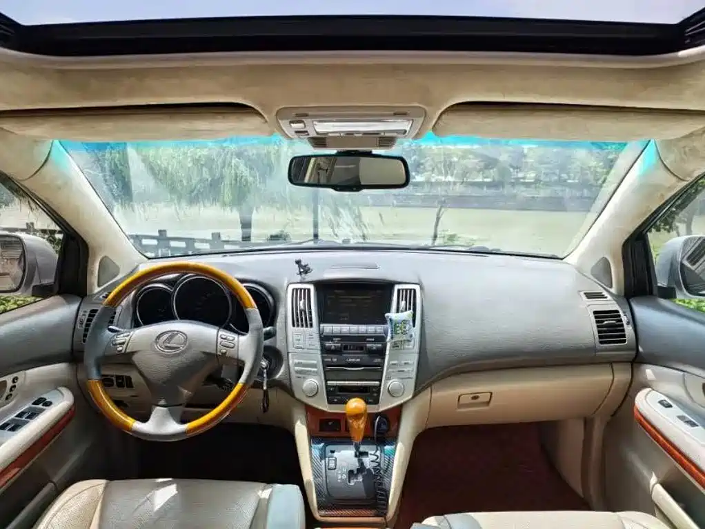 Lexus RX Classic — миниатюра 6