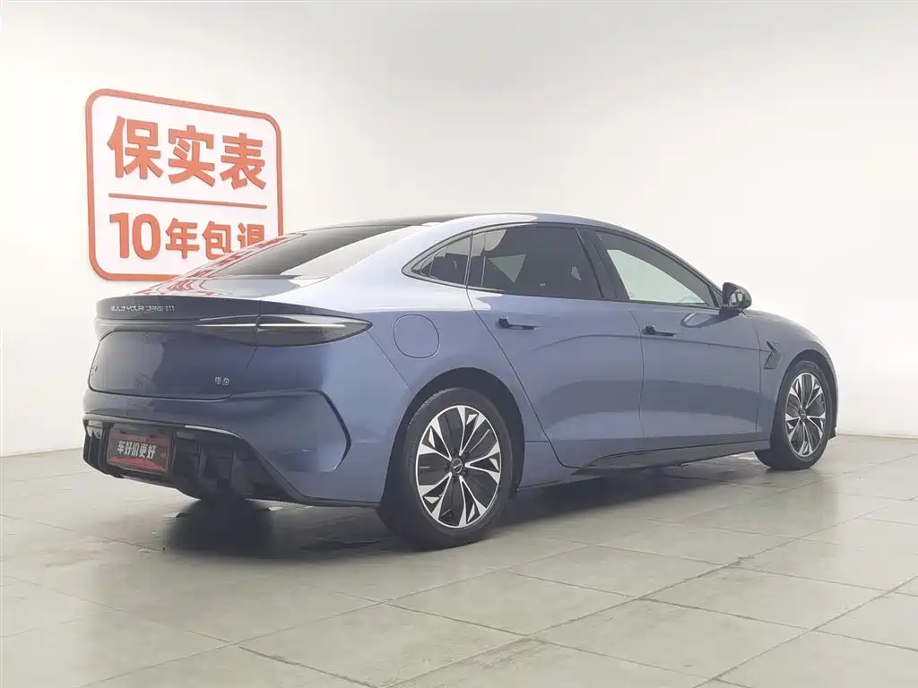 BYD Seal 2023 Champion 700km Luxury
