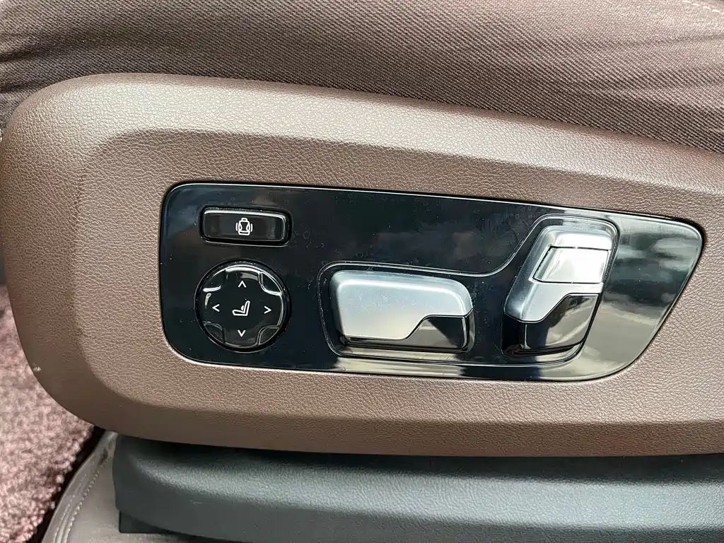 BMW X5 — миниатюра 16