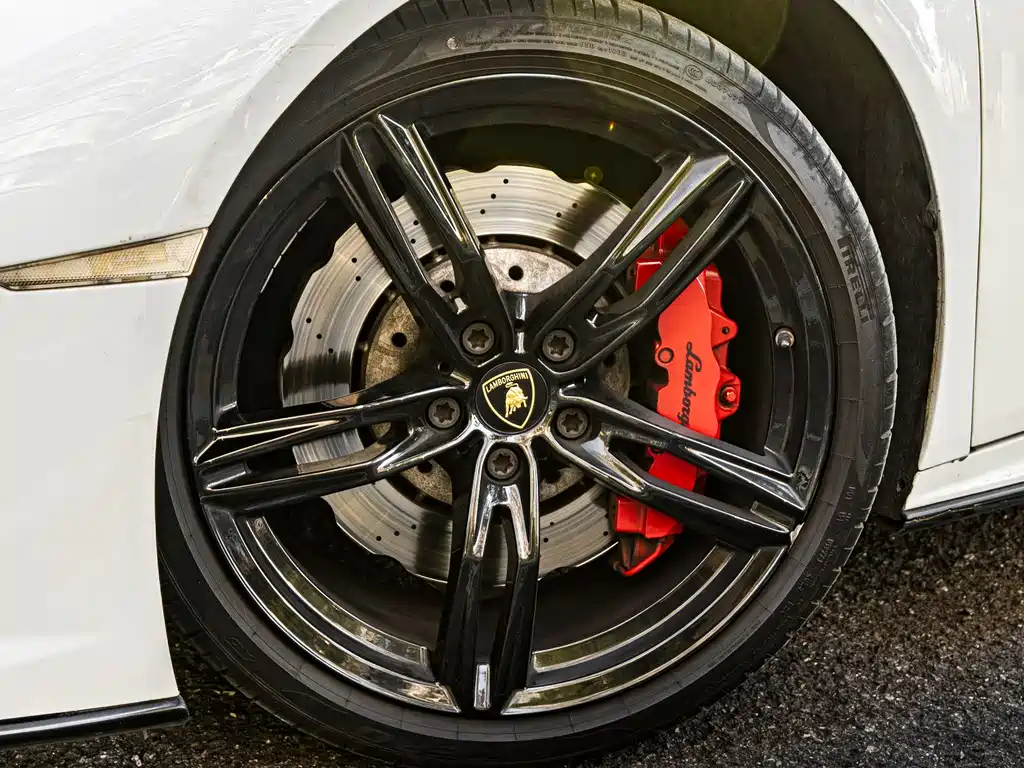 LAMBORGHINI HURACÁN