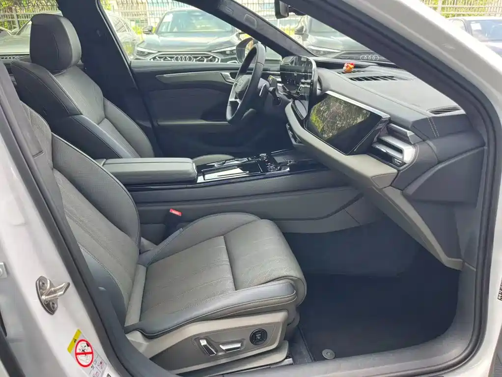 Audi A6L — миниатюра 18