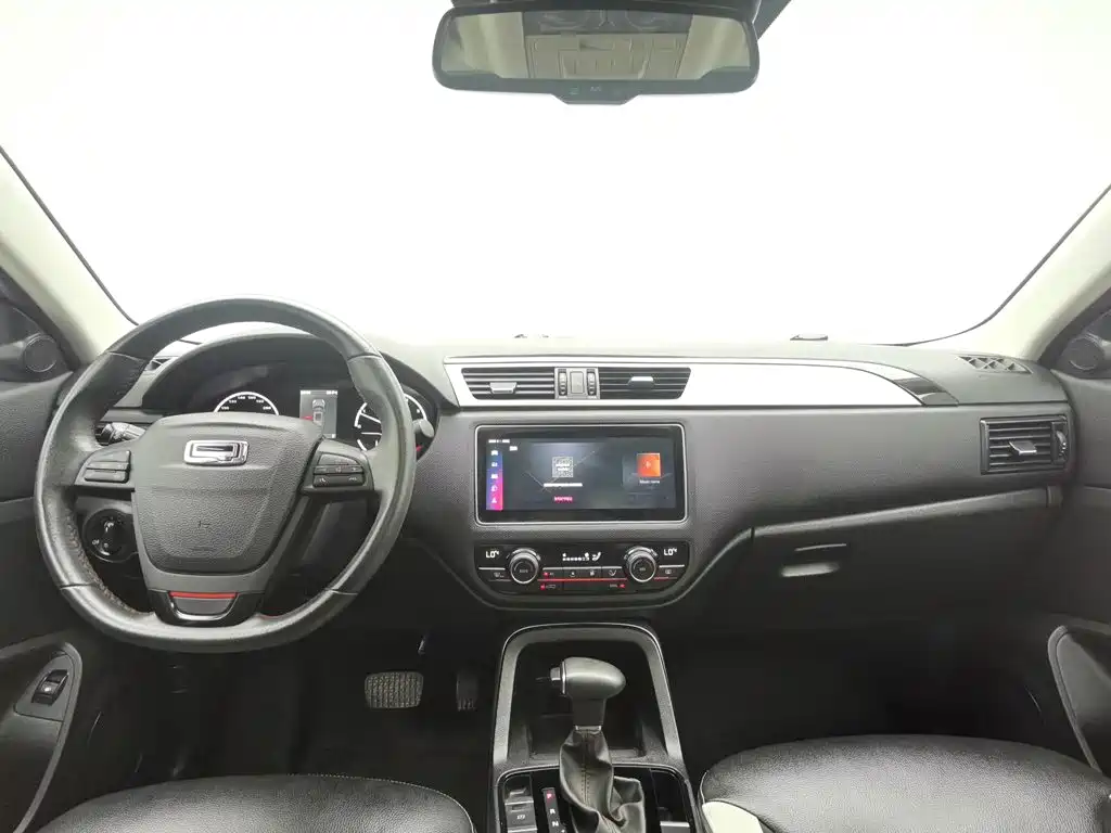 Qoros Qoros 5 — миниатюра 5