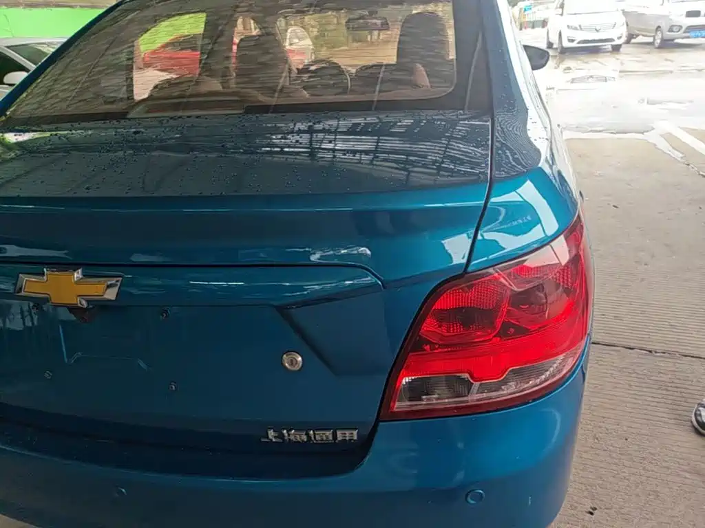 Chevrolet Sail — миниатюра 8