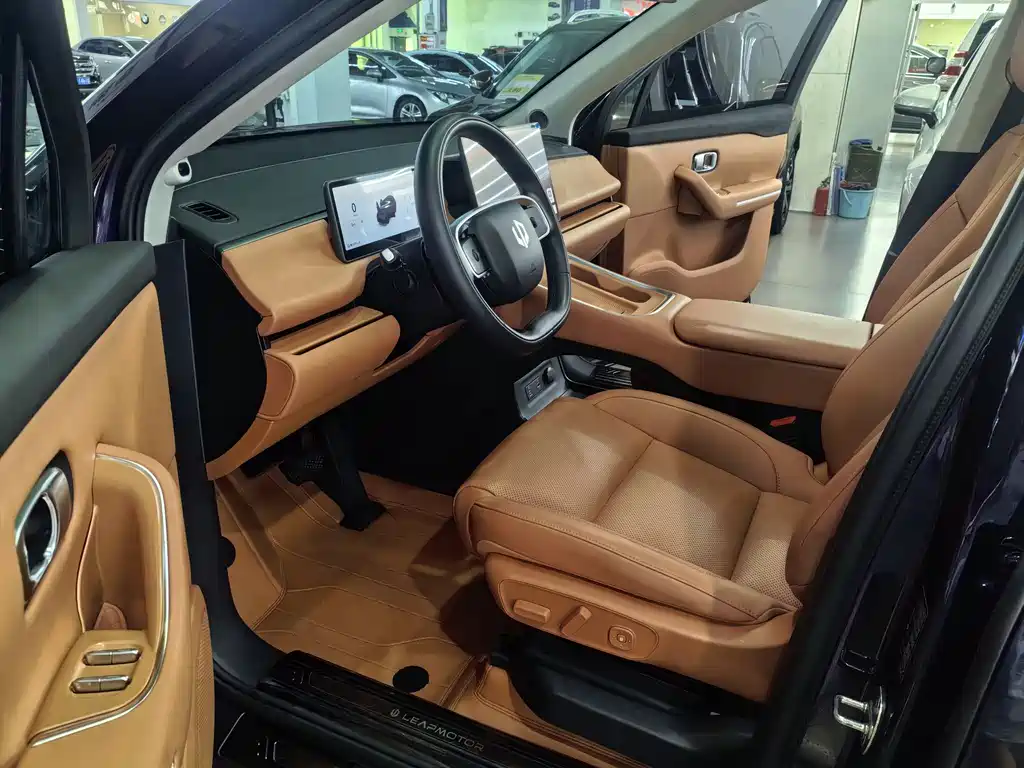 Leapmotor C16 2026 630 6 мест