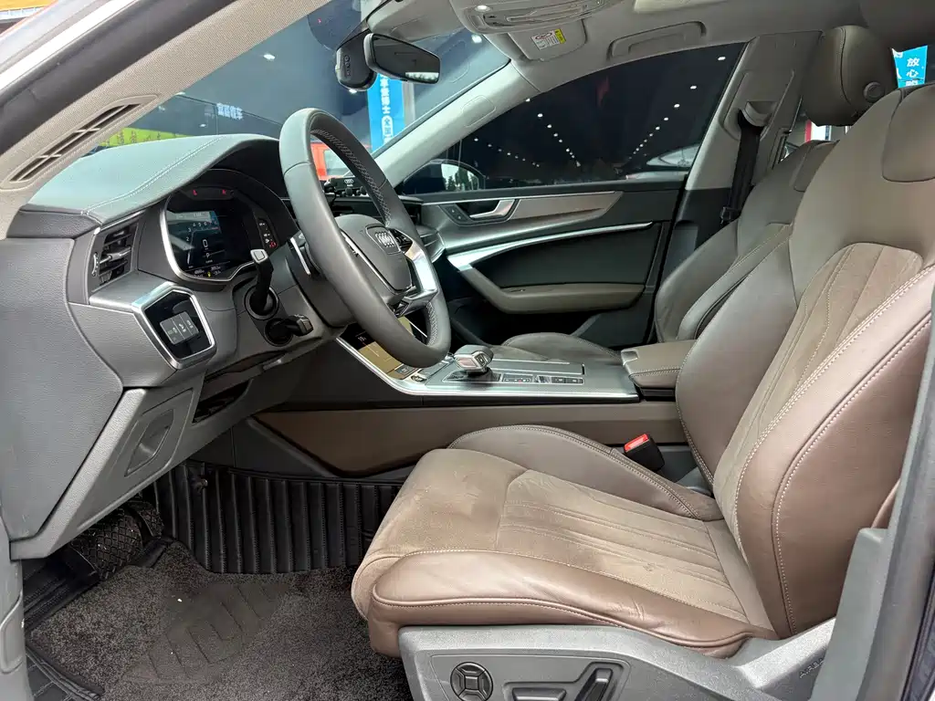 Audi A7L — миниатюра 12