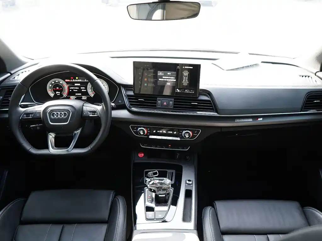 Audi Q5L — миниатюра 5