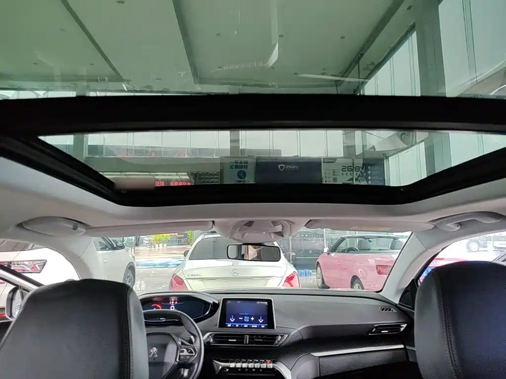Peugeot 5008 — миниатюра 18