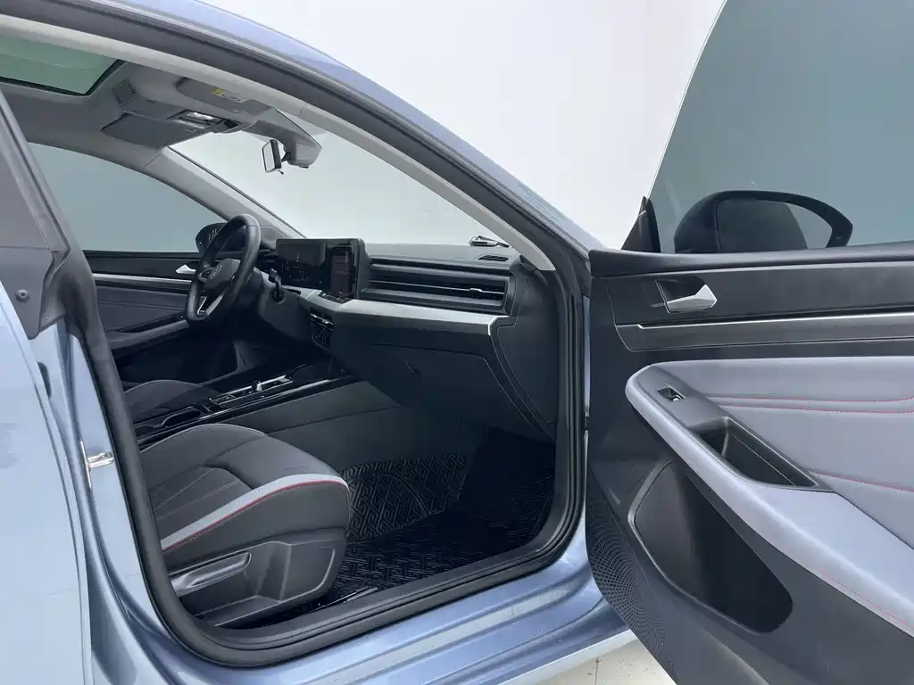 Volkswagen Lamando — миниатюра 27