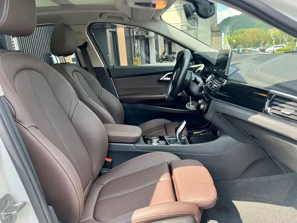 BMW 1 Series — миниатюра 14