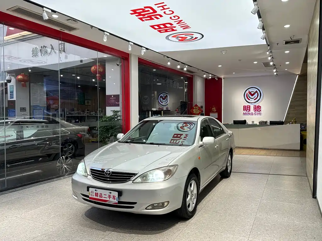 Toyota Camry 2004