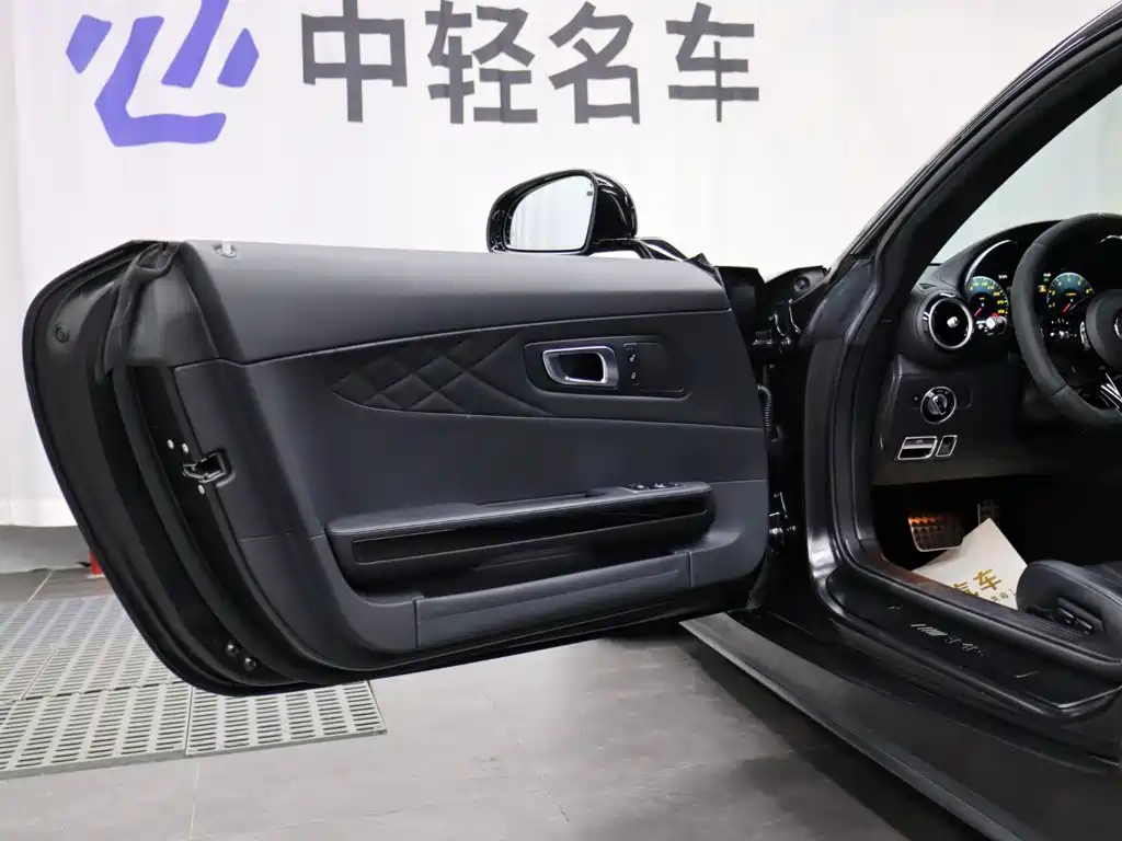 Mercedes-Benz AMG GT — миниатюра 5