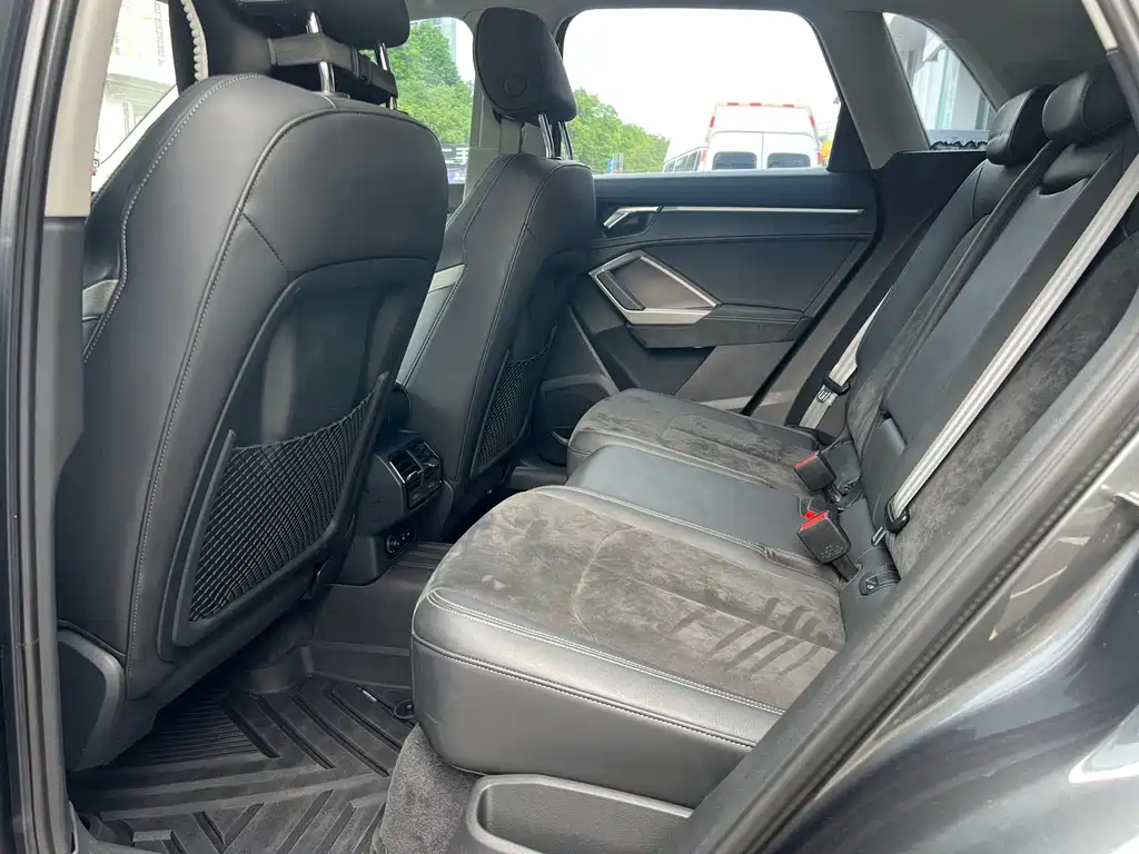 Audi Q3 — миниатюра 8