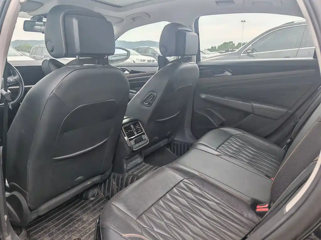 Volkswagen Passat — миниатюра 5