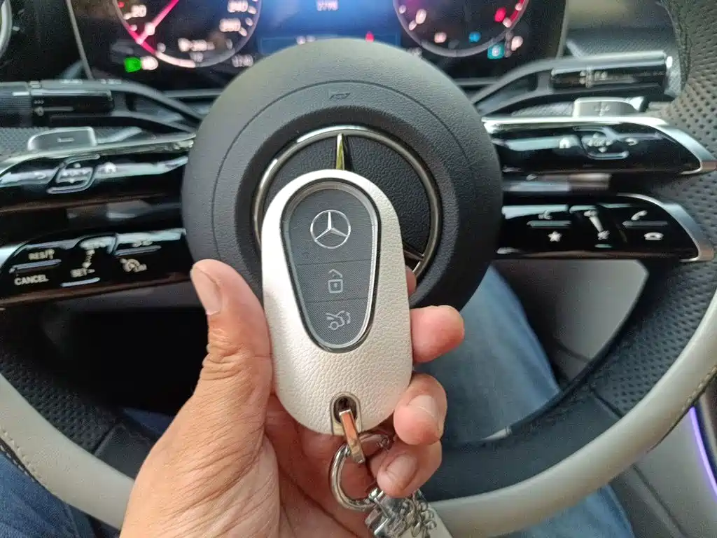Mercedes-Benz CLE — миниатюра 9