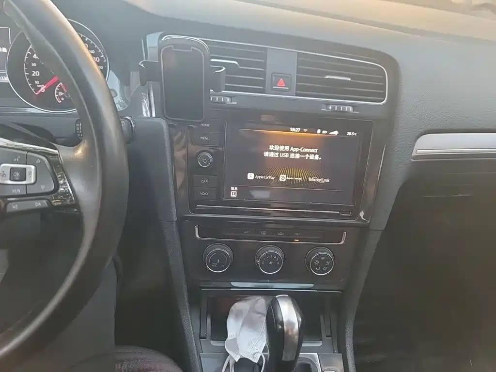 Volkswagen Golf — миниатюра 14