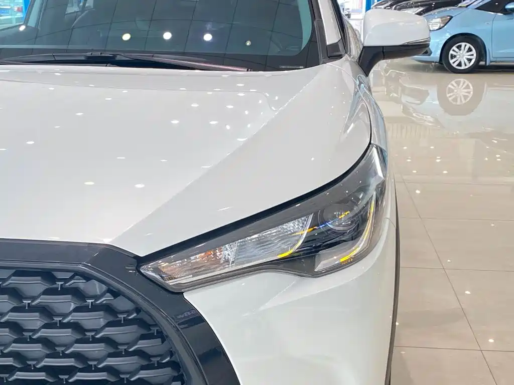 Toyota Corolla Cross — миниатюра 12
