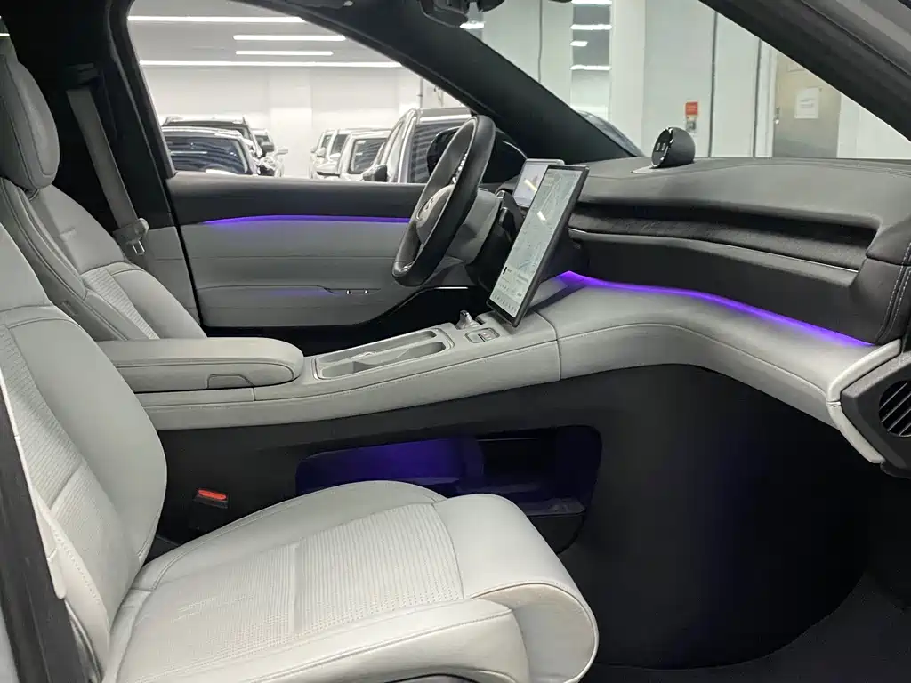 NIO ES6 — миниатюра 9