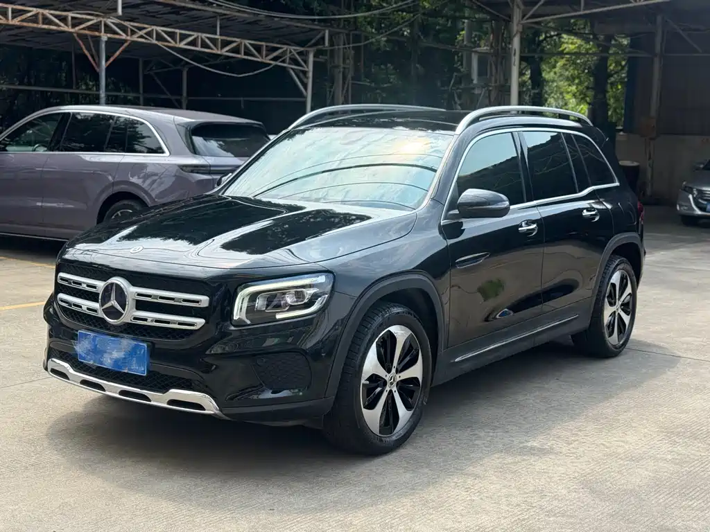 Купить Mercedes-Benz GLB