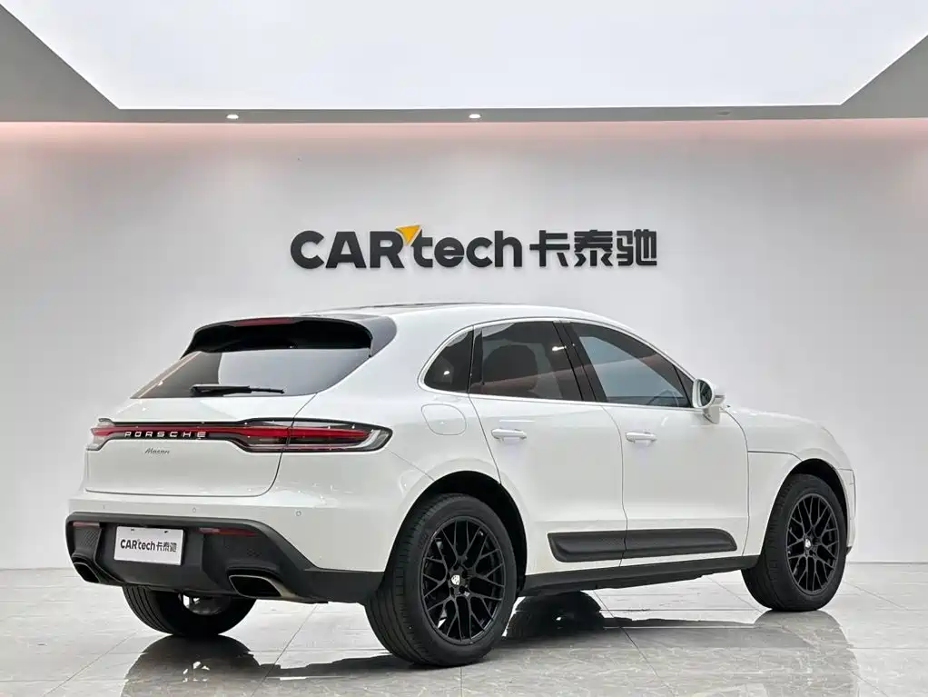 Porsche Macan — миниатюра 5