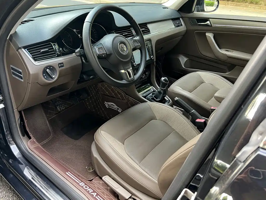 Volkswagen Bora — миниатюра 7