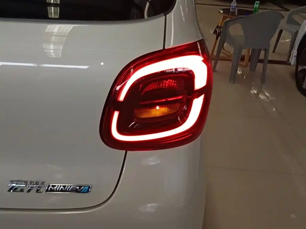 Wuling Mini EV MINIEV 2025