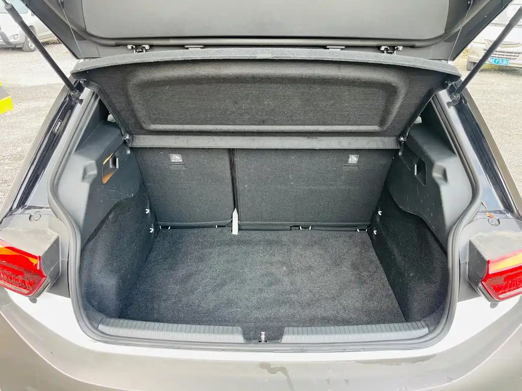 Volkswagen ID.3 — миниатюра 11