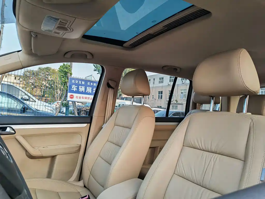 Volkswagen Touran — миниатюра 8