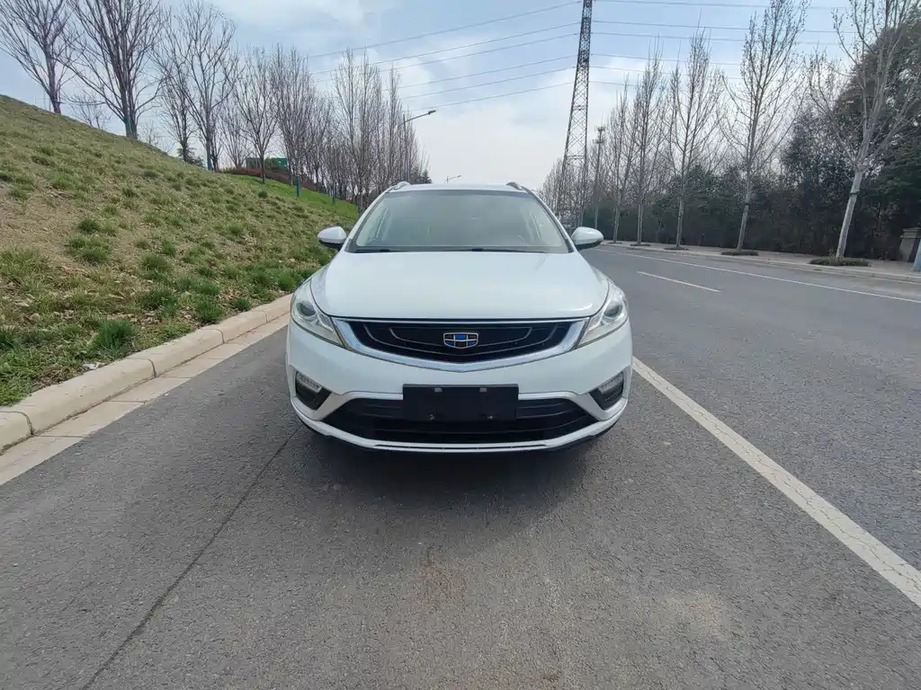 Geely Emgrand GS 2017