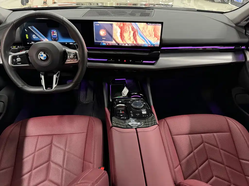 BMW 5 Series — миниатюра 5