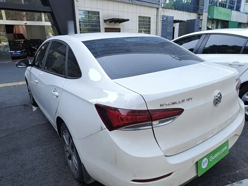 Buick Excelle — миниатюра 5