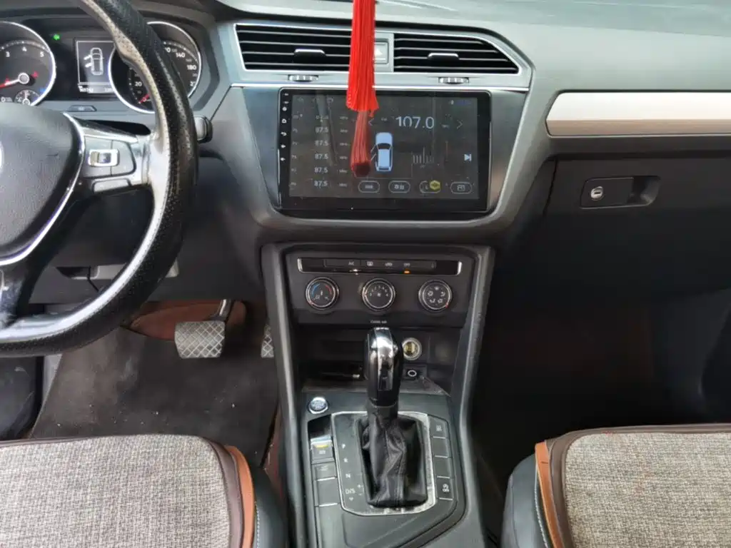 Volkswagen Tiguan L — миниатюра 13