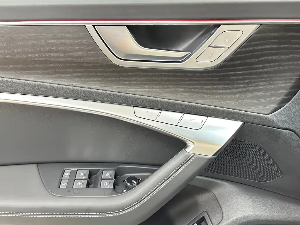 Audi A6L — миниатюра 20