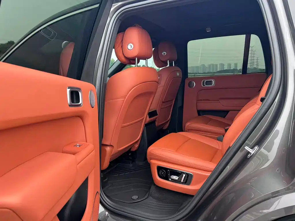 Li Auto Li L8 — миниатюра 8