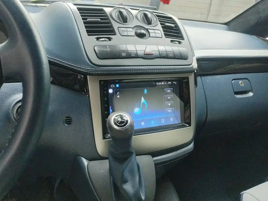 Mercedes-Benz Vito — миниатюра 13