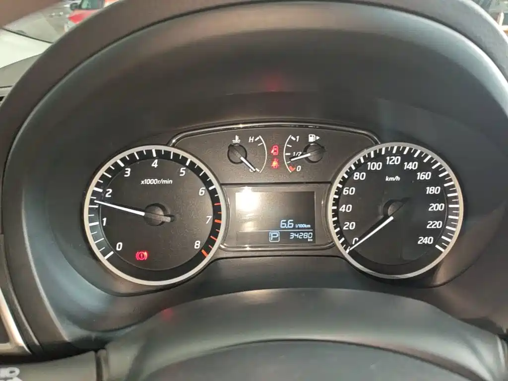 Nissan Sylphy — миниатюра 12