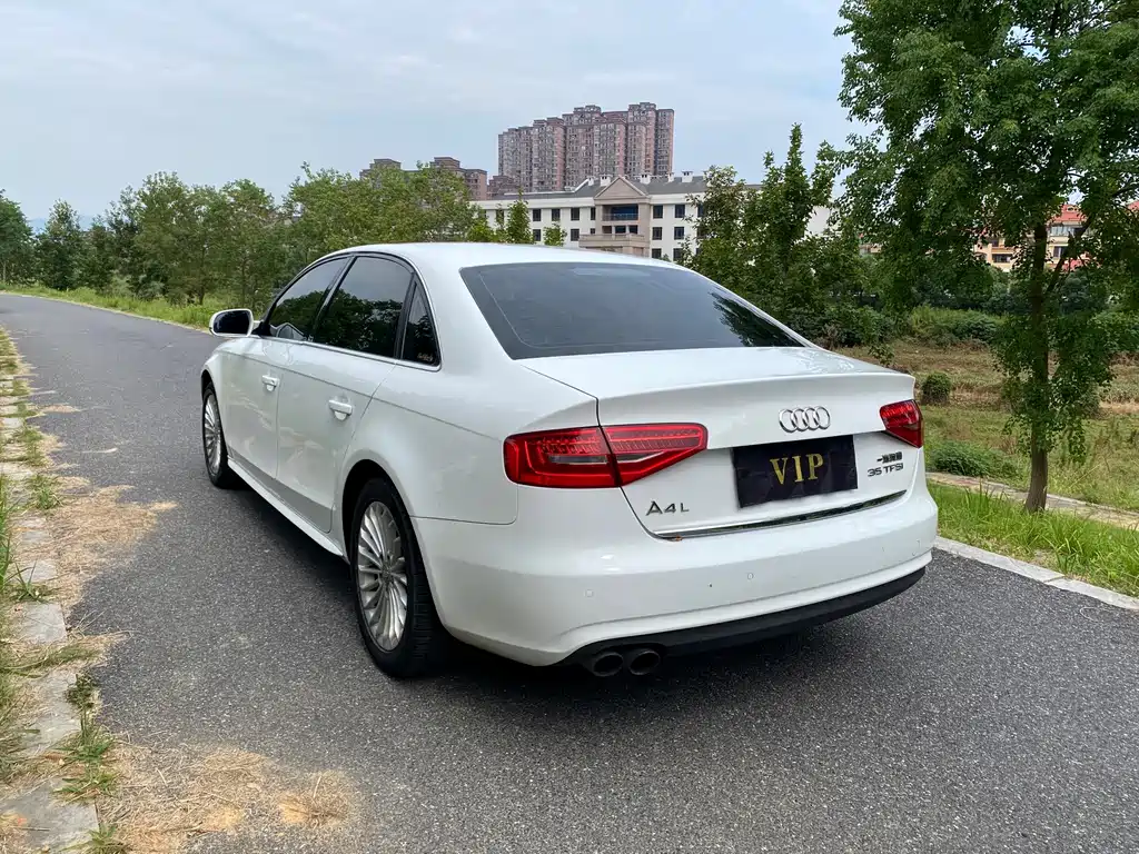 Audi A4L — миниатюра 7