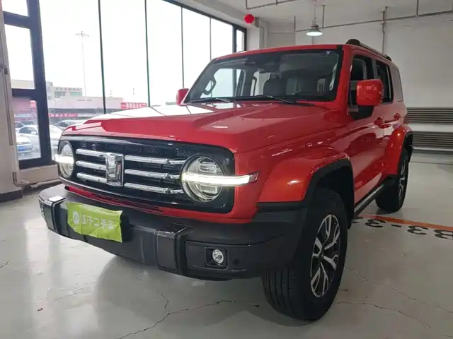 2022 TANK 300