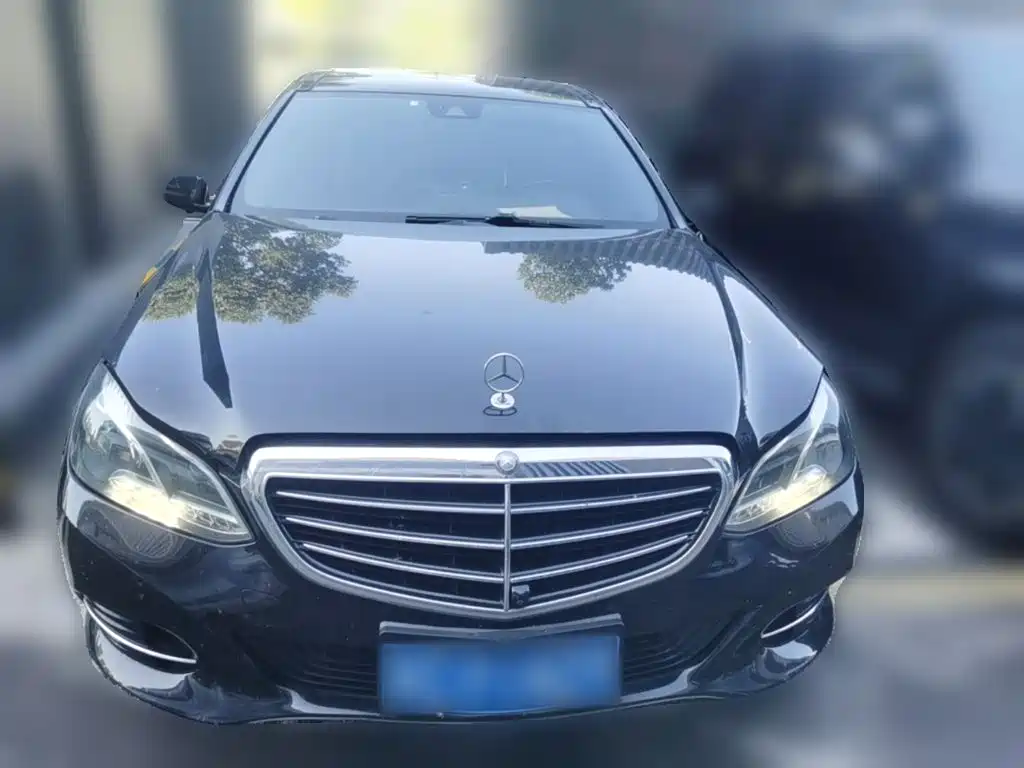 Mercedes-Benz E-Class — миниатюра 5