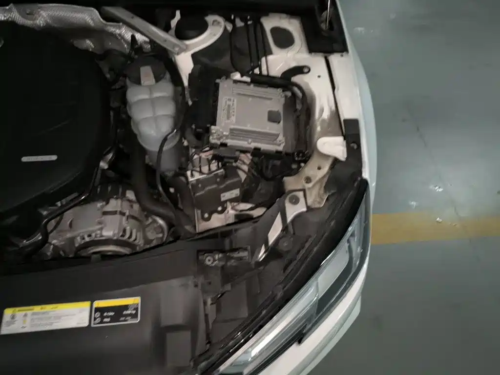Audi A4L — миниатюра 21