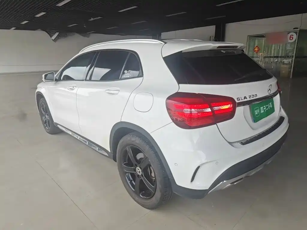 Mercedes-Benz GLA — миниатюра 5