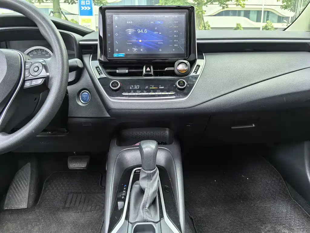 Toyota Corolla — миниатюра 12