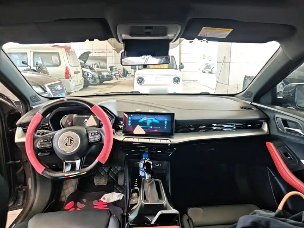 MG 5 2023 180DVVT CVT Luxury