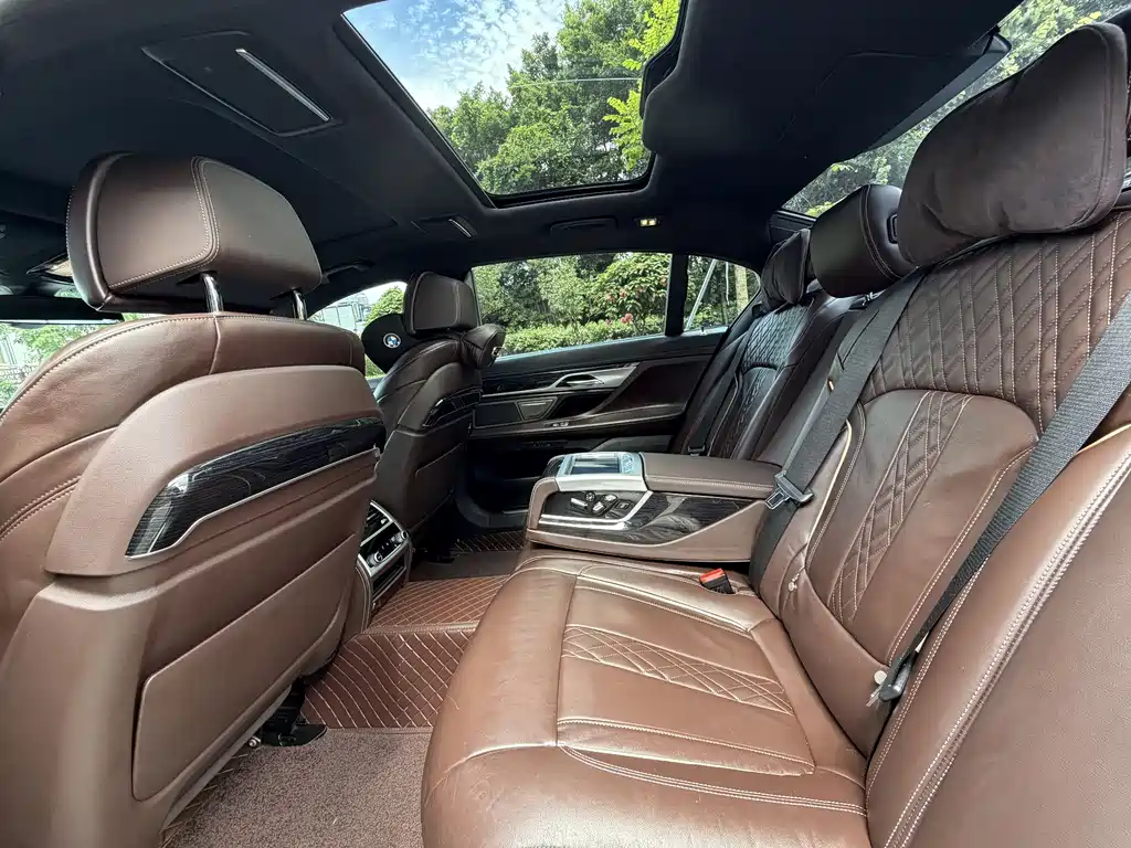 BMW 7 Series 7 2021 740Li Lead M Sport