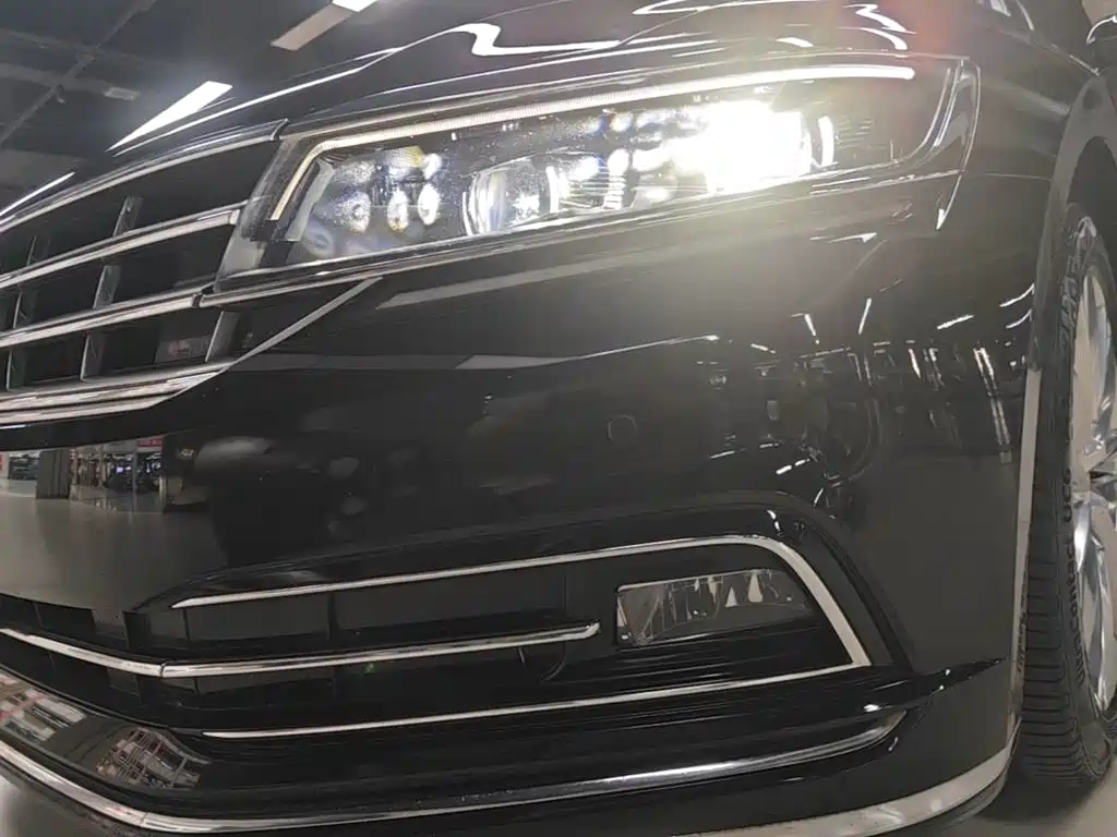 Volkswagen Phideon — миниатюра 24