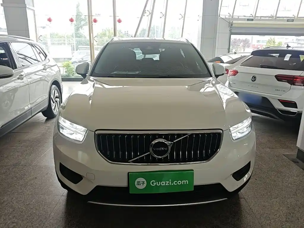 Volvo XC40 — миниатюра 3