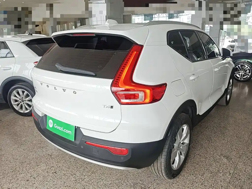 Volvo XC40 — миниатюра 7