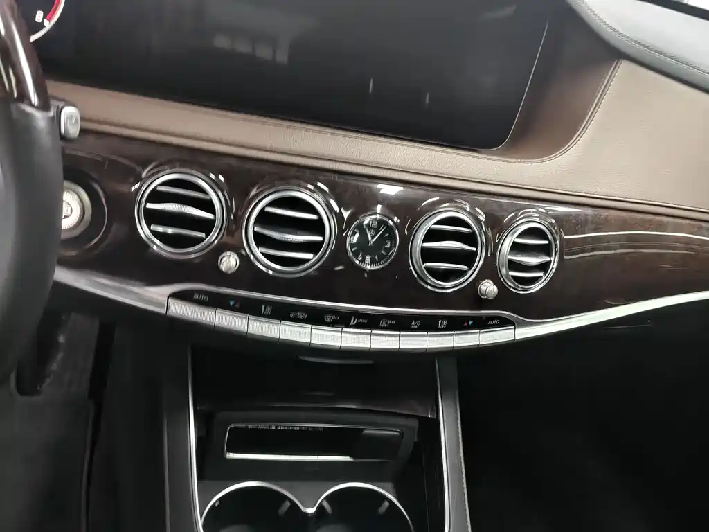 Mercedes-Benz S-Class — миниатюра 10