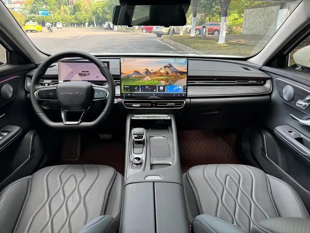 Chery Arrizo 8 PRO — миниатюра 9