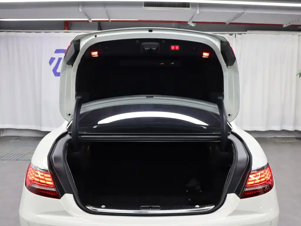 Mercedes-Benz S-Class — миниатюра 30