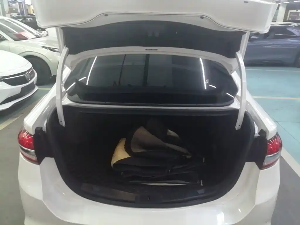 Ford Mondeo — миниатюра 19